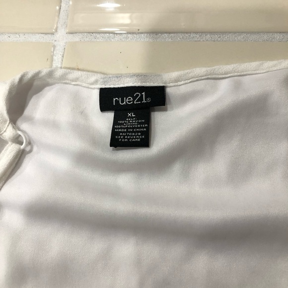 All White Romper - Picture 6 of 8